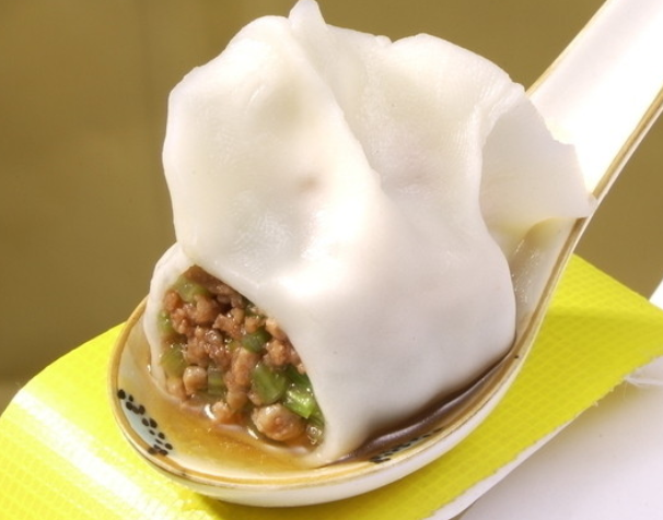 全自動餃子成型機好不好用？需要幾個人操作？