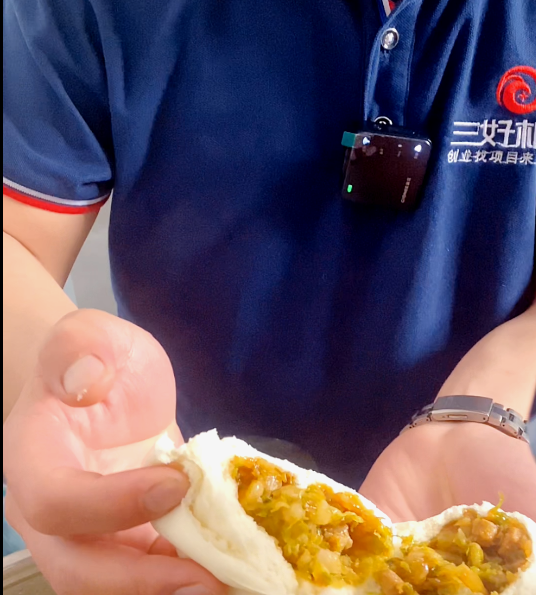 仿手工包子機(jī)制作速凍包子