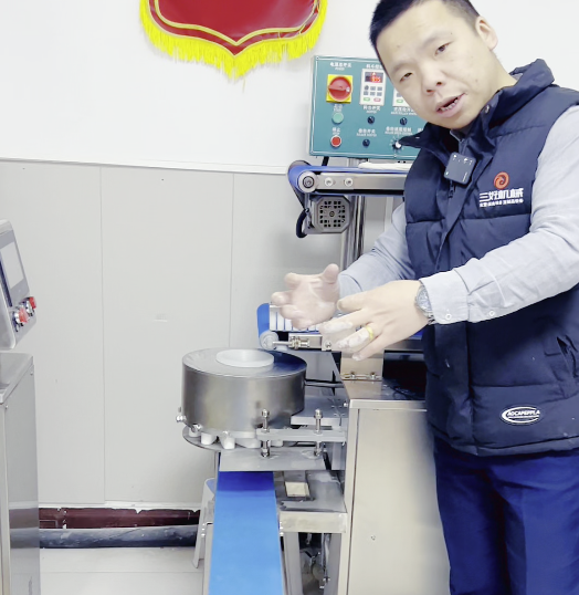 漂洋過海參觀包子機制作包子，到底有何不同？